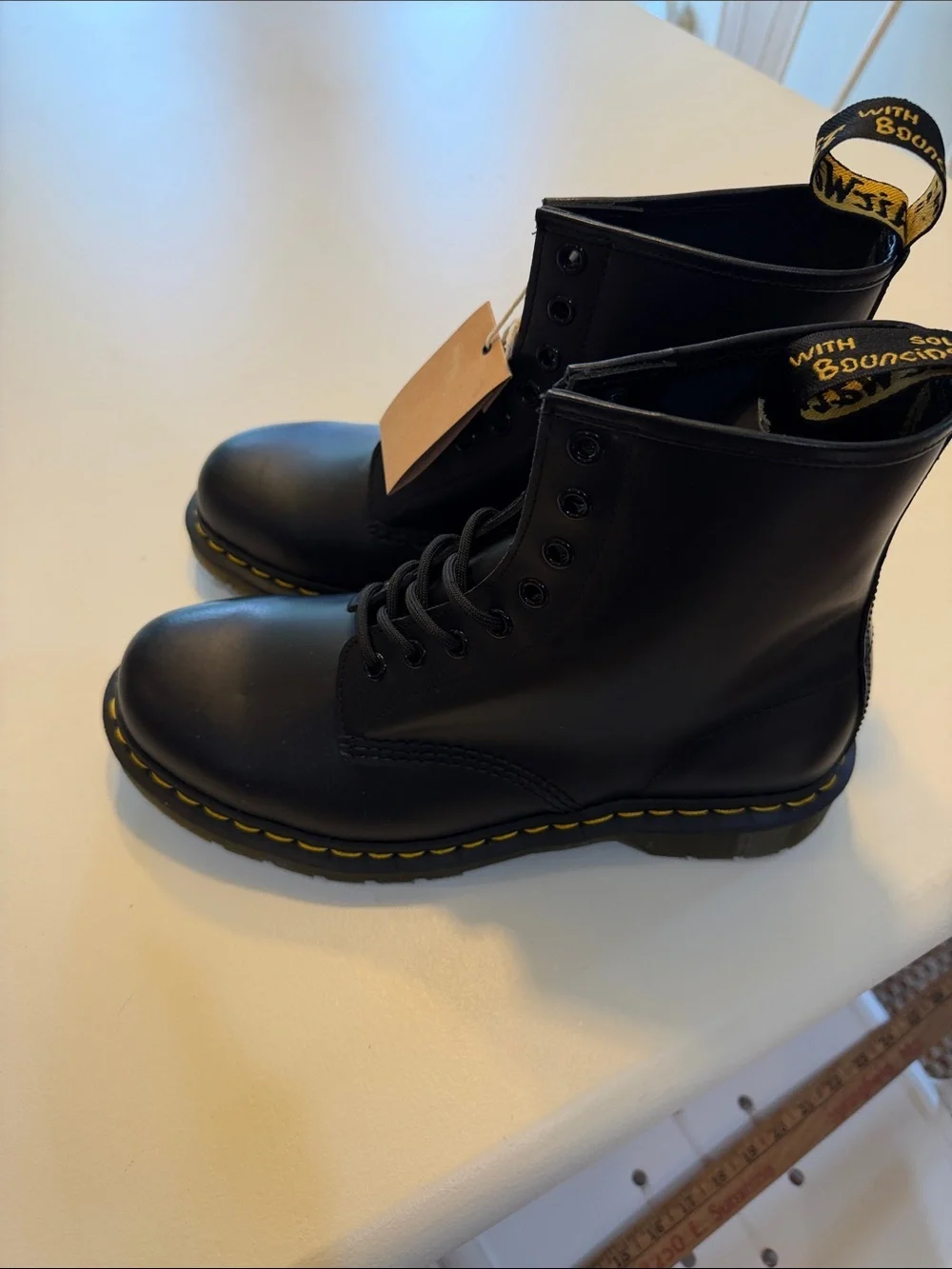 Dr. Martens Black Leather Lace-Up Boots with Yellow Stitching Sz 9.  New Tub2